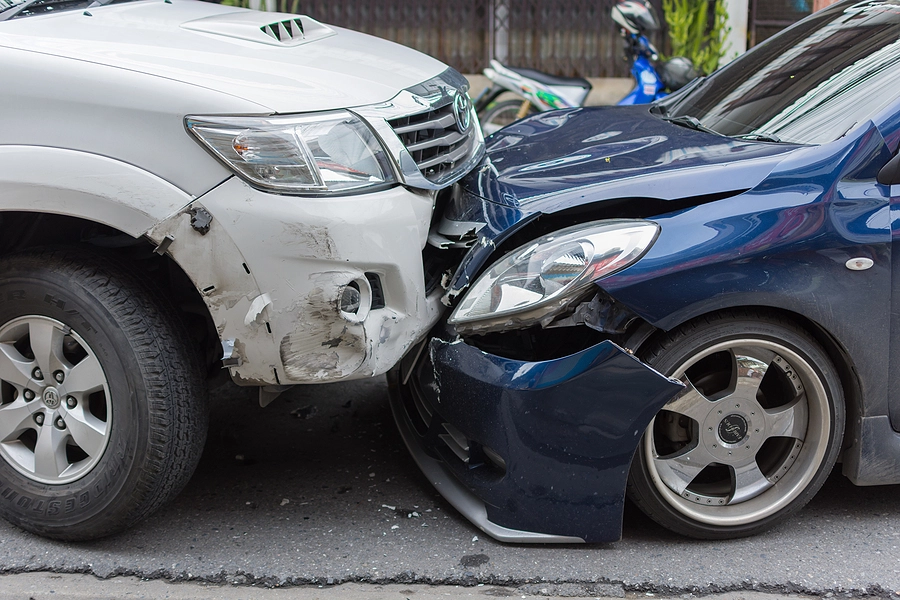 head-on car accident in madeira beach between two vehicles